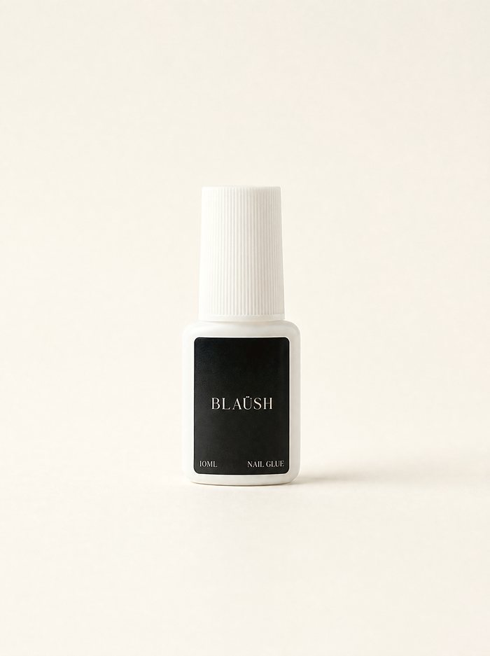BLAÜSH Pinceau — brush-on nail glue, 10 ml bottle